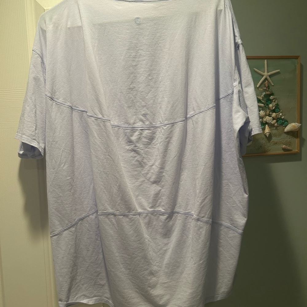 LULULEMON - Back in Action Size 12 - Picture 2 of 4